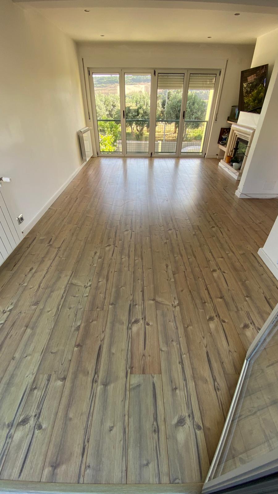 Argumento Simbólico - Construção e Remodelação LDA - Sintra - Vinyl or Linoleum Repair or Partial Replacement