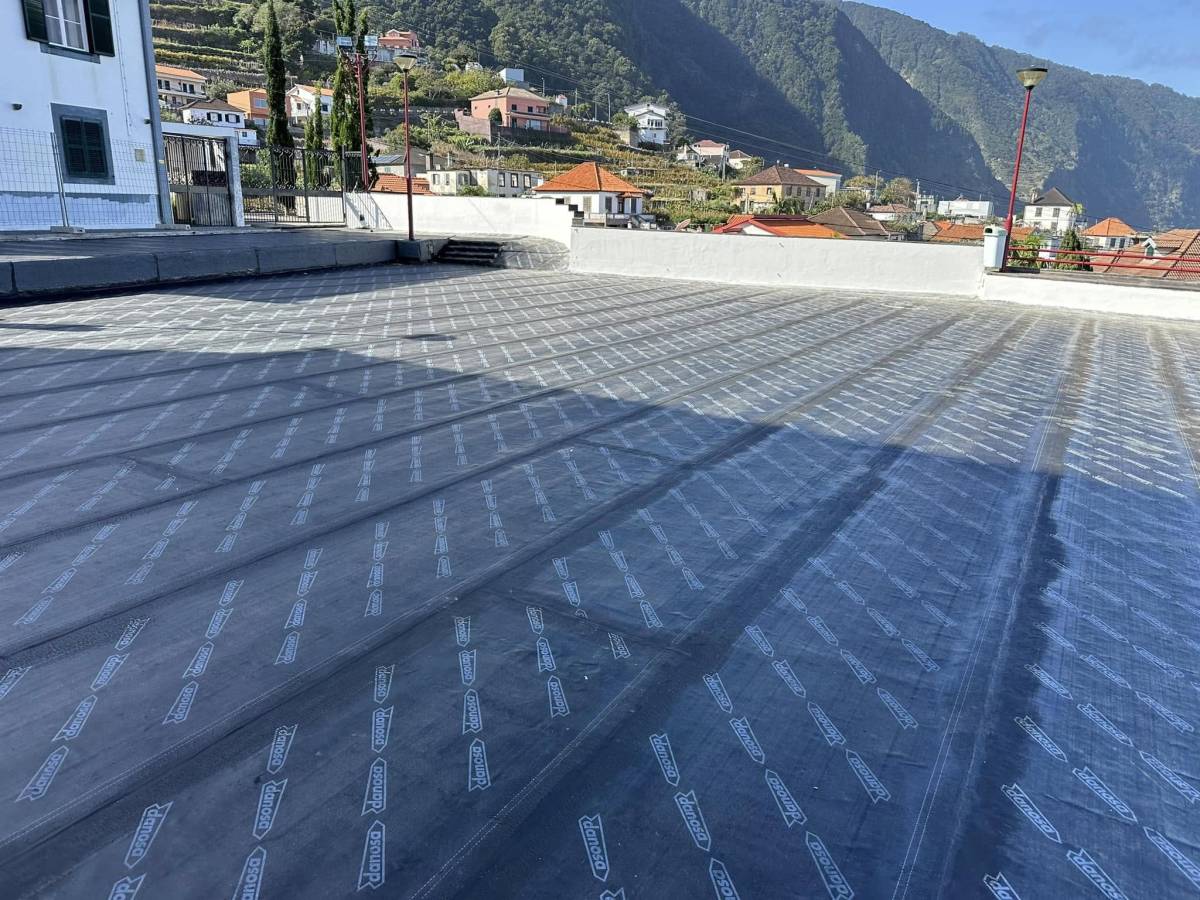 GHULAM MUSTAFA pintura e impermeabilização - Ribeira Brava - Peinture intérieure
