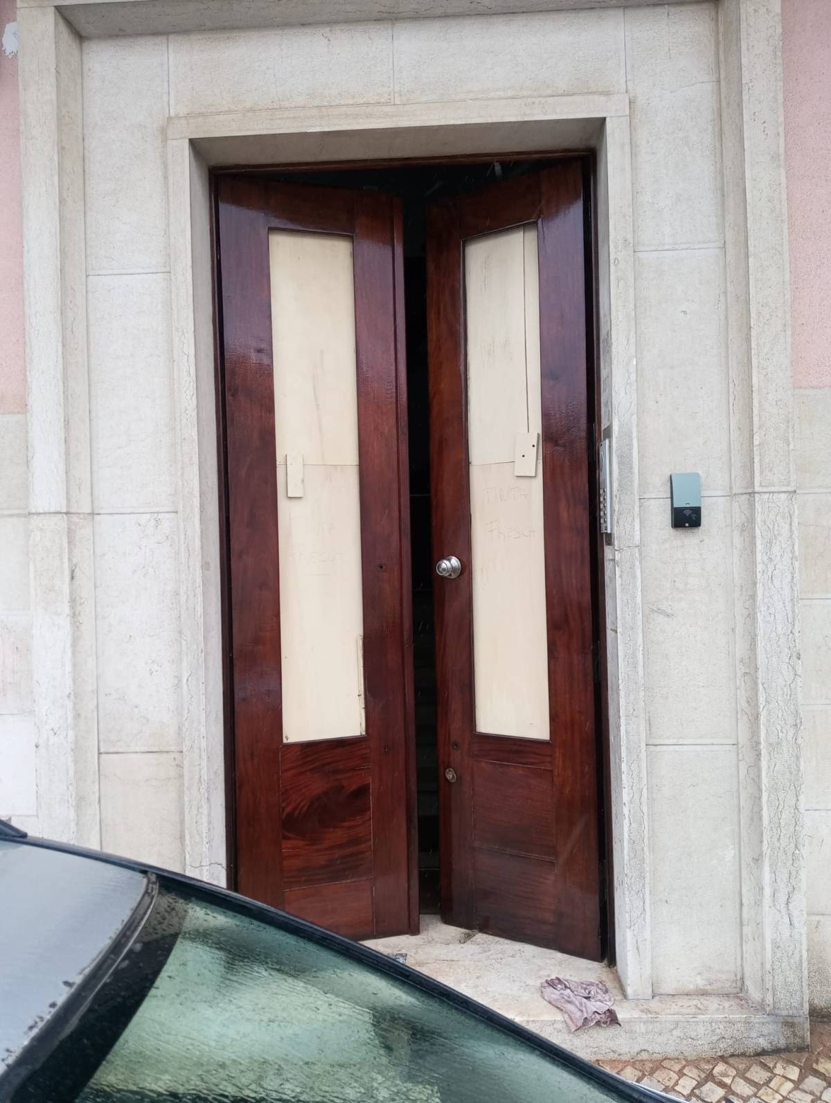 Silvio + Atlas Atelier - Setúbal - Construção de Parede Interior