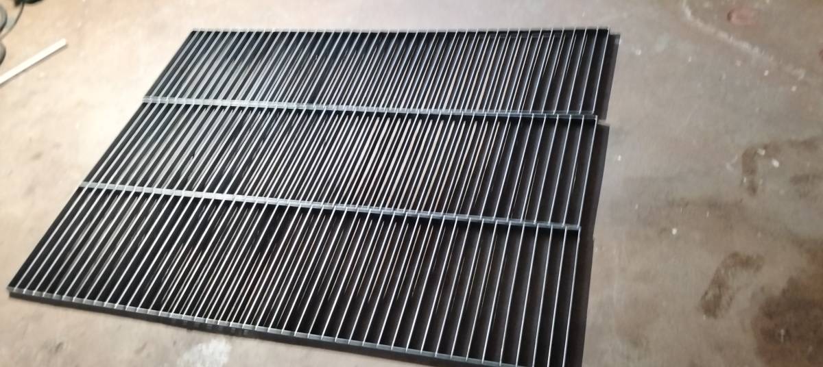 DmPipeLine - Porto - Pet Door Installation
