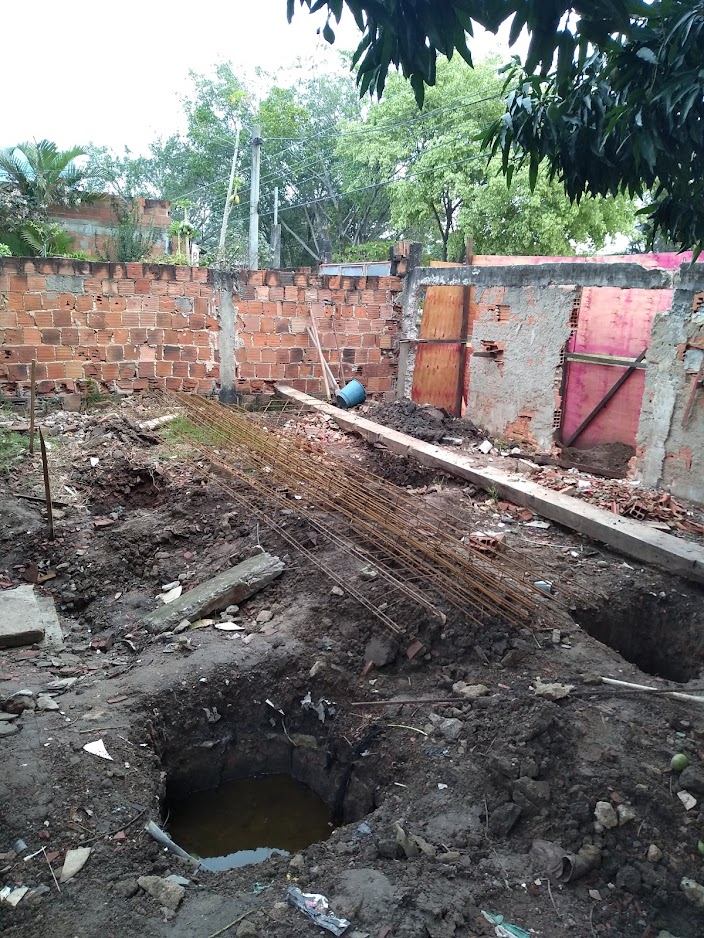 Moises Pinto Unipessoal LDA - Moita - Roof Installation or Replacement