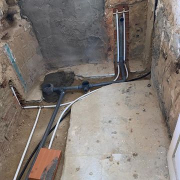 Argumento Simbólico - Construção e Remodelação LDA - Sintra - Interior Wall Addition