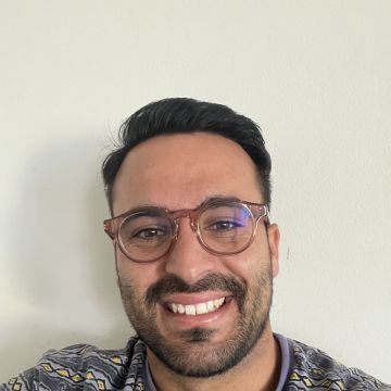 Bernardo Terapeuta - Lisboa - Tarot Card Reader Entertainment