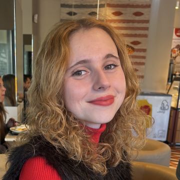 Leonor Gomes - Vila Franca de Xira - Math Tutoring for Lower Secondary School (3rd Cycle)