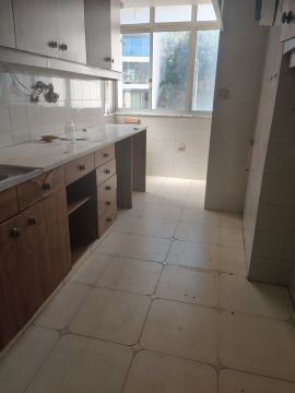 Especialista de Limpeza de Apartamentos