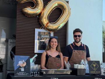 André Silva - Vila Nova de Famalicão - Instalação de Lâmpada