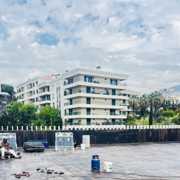 GHULAM MUSTAFA pintura e impermeabilização - Ribeira Brava - Toiture en tuiles en terre cuite