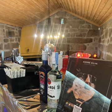 André Silva - Vila Nova de Famalicão - Bricolage e Mobiliário