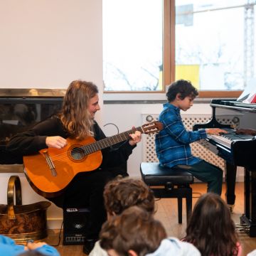 Luke Carey - Porto - Aulas de Composição Musical