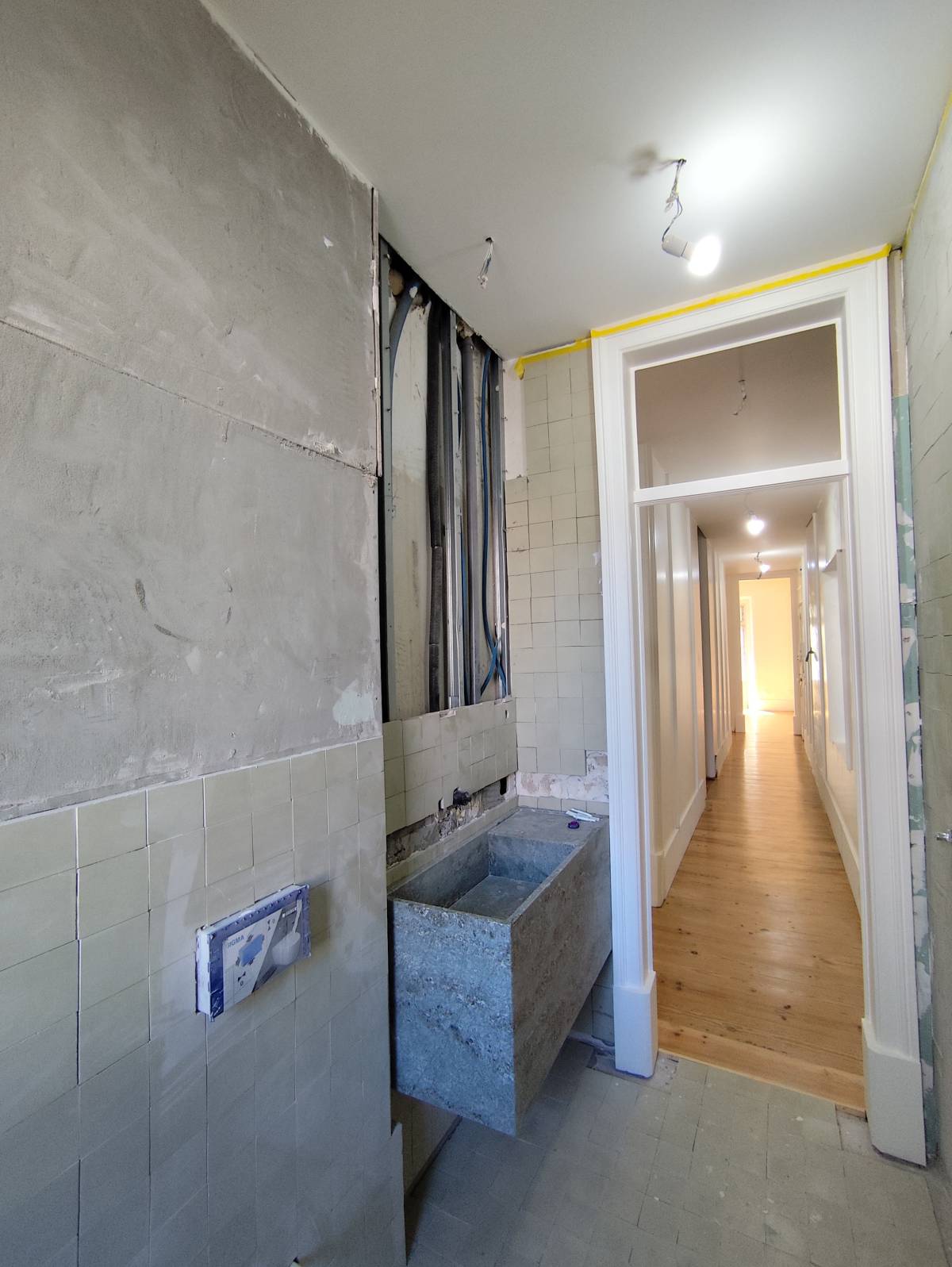 Obras ao quadrado - Amadora - Cabinet Painting