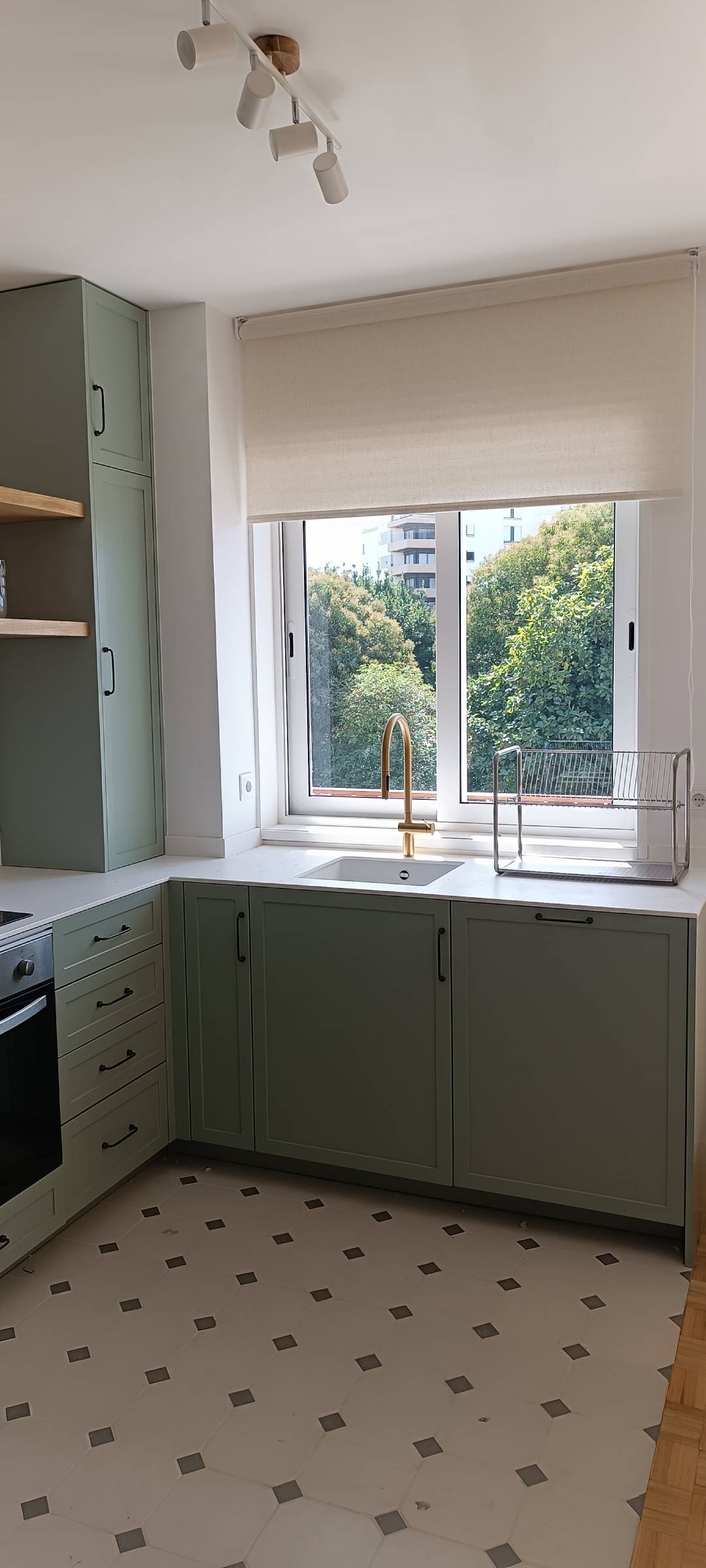 SYD LDA - Porto - Instalação de Alpendres