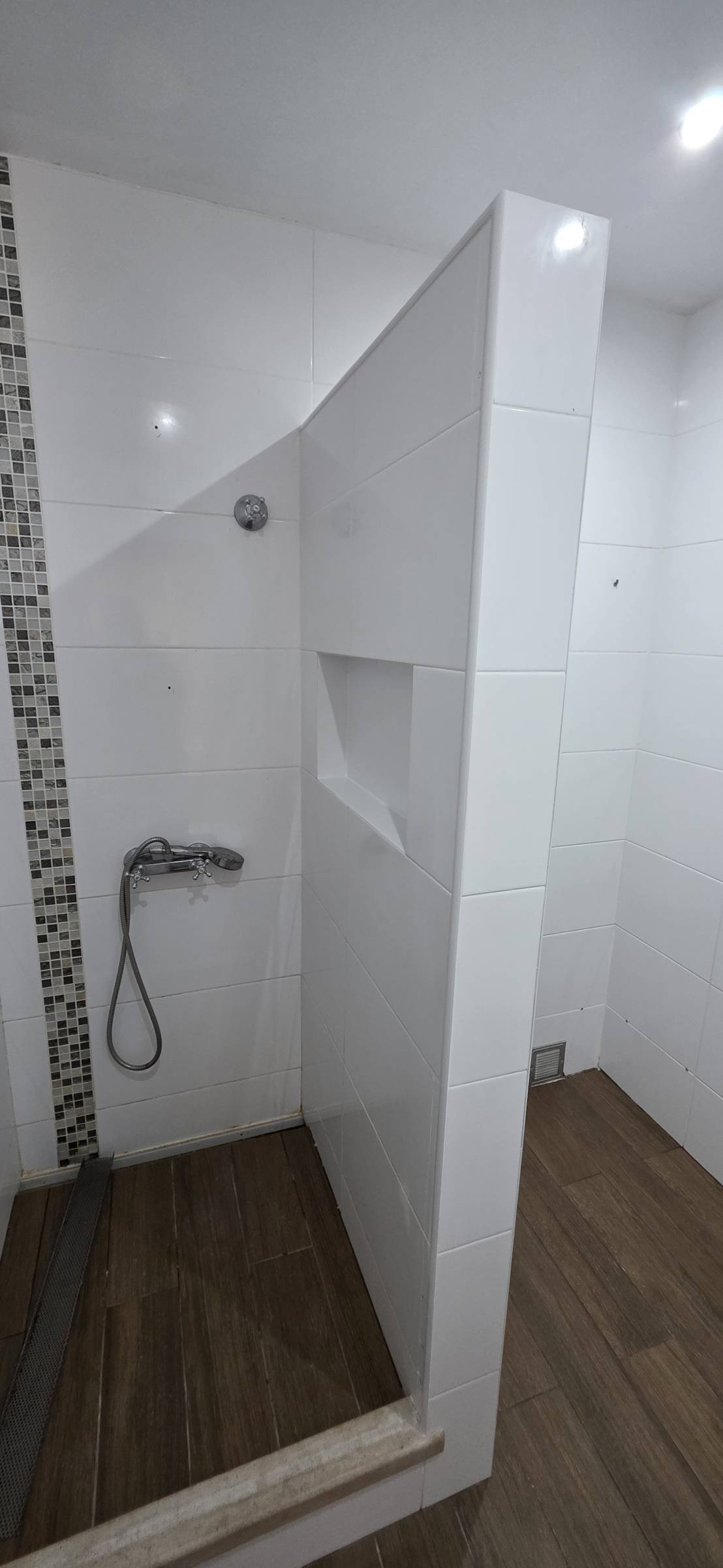 JC_FLOORS_TILES - Albufeira - Instalación o reemplazo de tejados