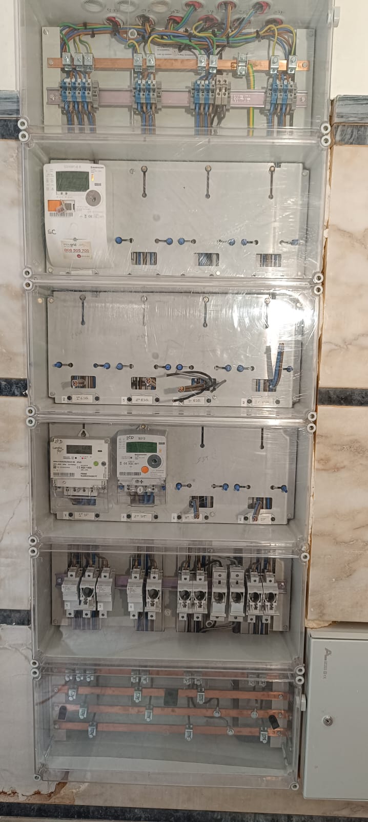 Voltluz Instalações Elétricas - Cascais - Instalación y reparación de porteros automáticos