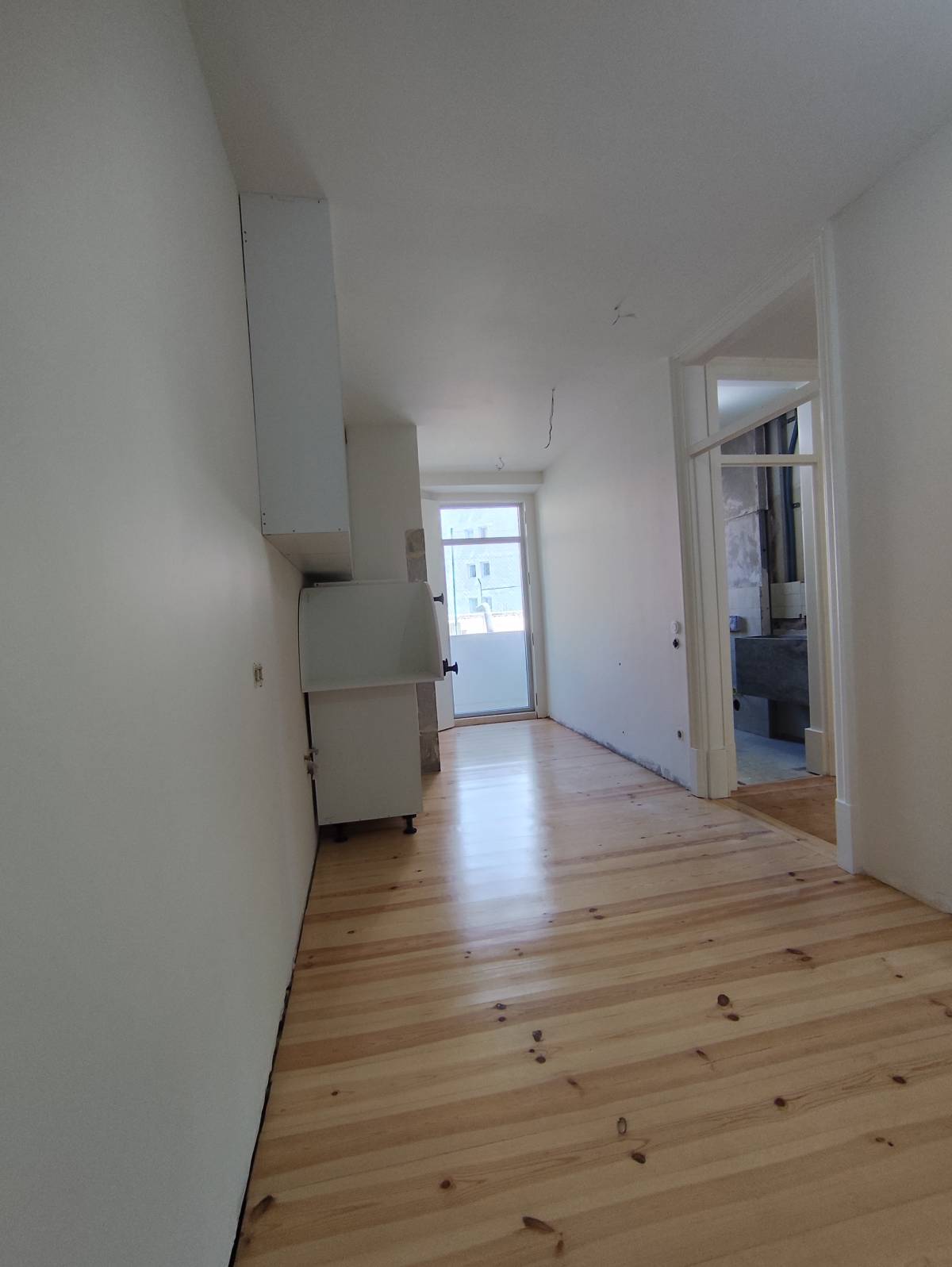 Obras ao quadrado - Amadora - Siding Installation, Repair, or Removal