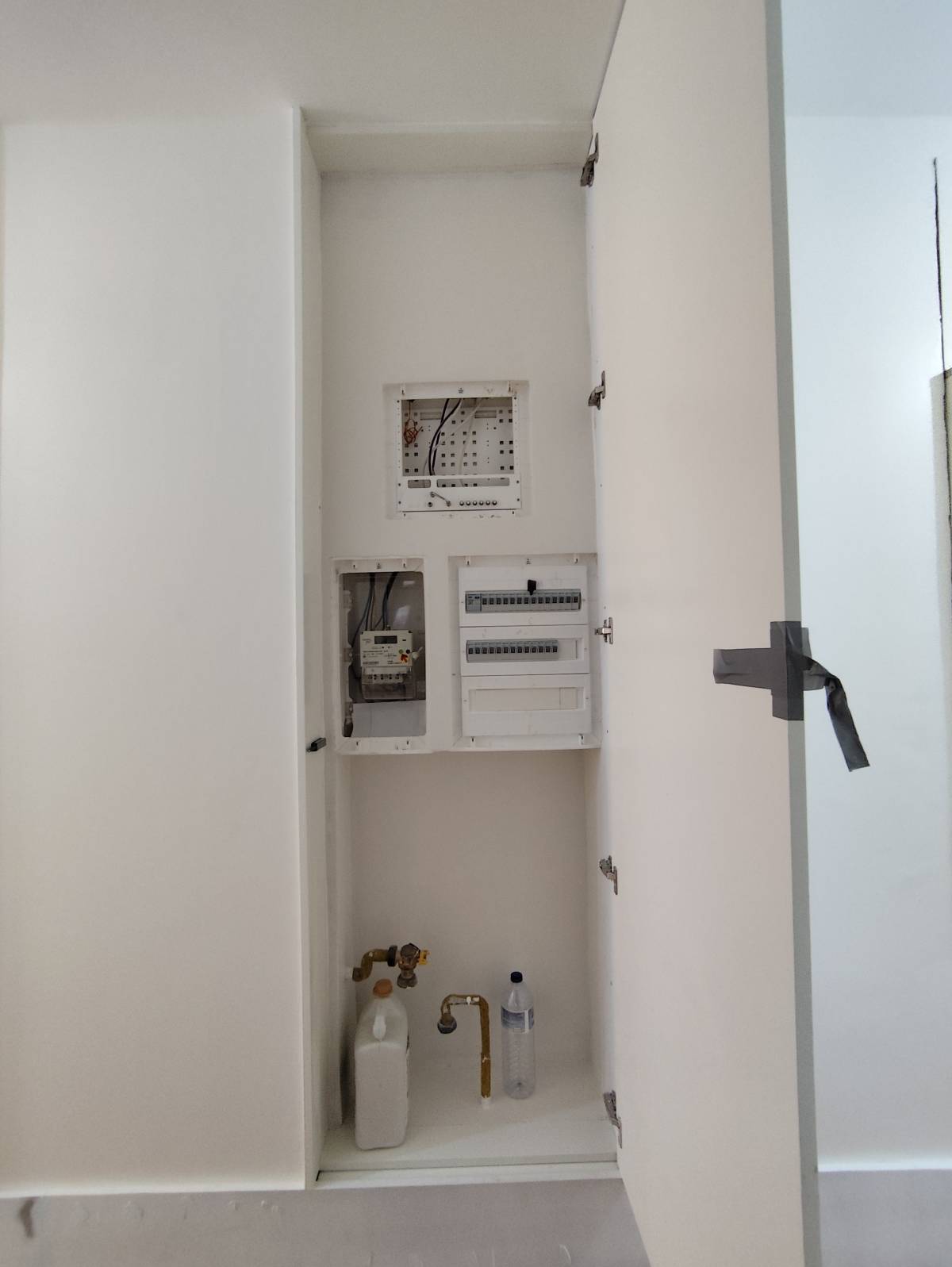 Obras ao quadrado - Amadora - Stone or Tile Flooring Installation