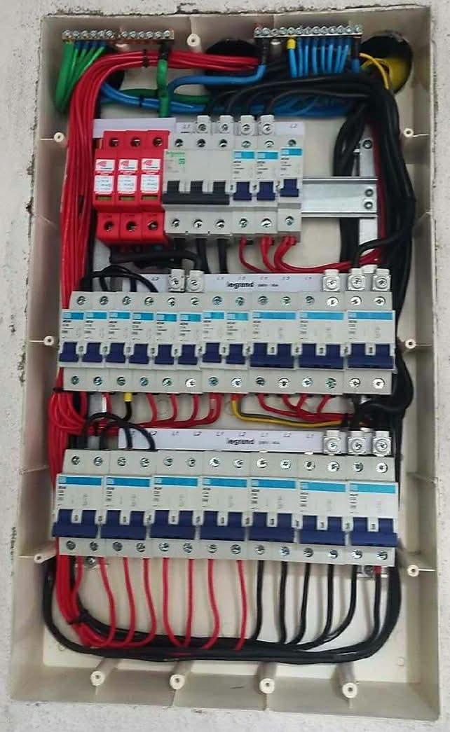 EEMMANUEL ALEIXO - Madrid - Electricista