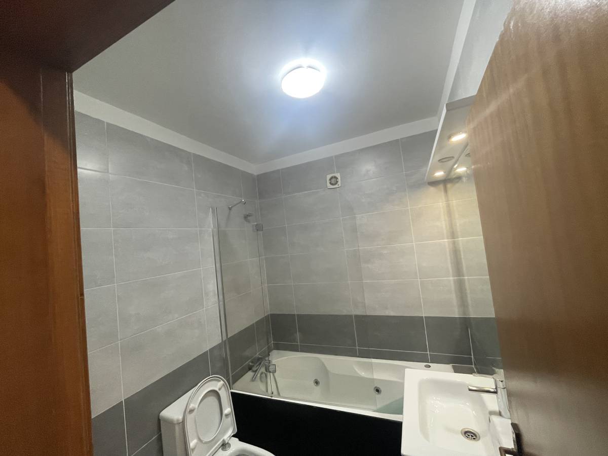 J.L Prestação de Serviços - Paredes - Nivelamento de Superfícies em Betão