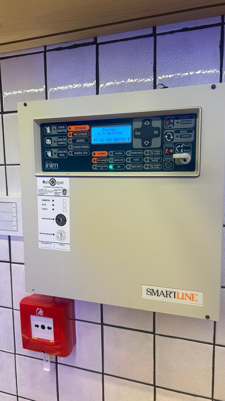 Grupo AF - Aptidão Florescente - Sintra - Limpeza de Telhado