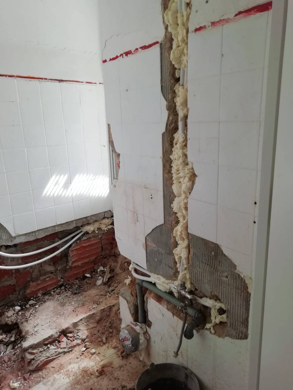 Carlos Carvalho - Lisboa - Door Repair