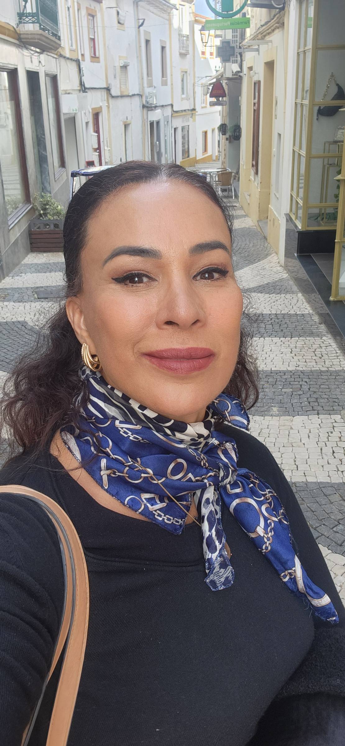 Sandra Santos - Nisa - Closet Organizers