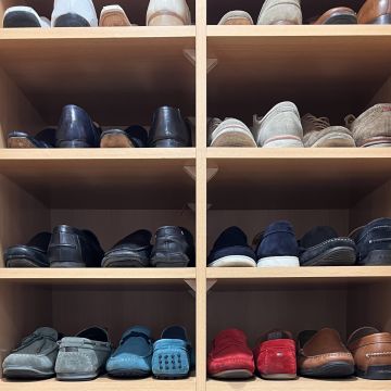 Isabel Carreira - Castelo Branco - Kleiderschrank ordnen / organisieren