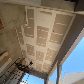 Omegaflix - Loulé - Stair Installation
