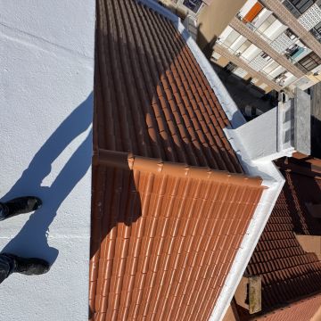 Bryvad Reparações & Serviços - Mafra - Installation ou remplacement de toiture