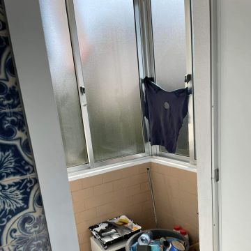 J.L Prestação de Serviços - Paredes - Revestimento de Casa de Banho