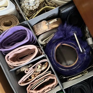 Isabel Carreira - Castelo Branco - Kleiderschrank ordnen / organisieren