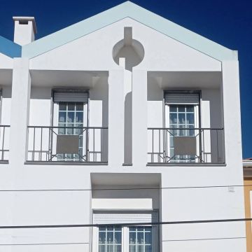 R&S Multiserviços - Peniche - Türmontage