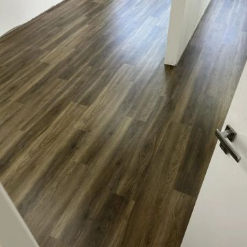 NJ SOLUÇÕES RESIDENCIAIS - Porto - Carpet Installation