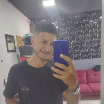 Antonio - Lisboa - Banhos e Tosquias para Animais