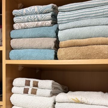 Isabel Carreira - Castelo Branco - Kleiderschrank ordnen / organisieren