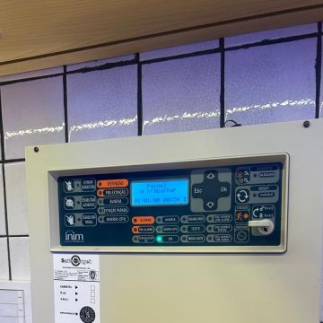 Grupo AF - Aptidão Florescente - Sintra - Limpeza de Telhado