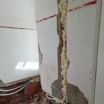 Carlos Carvalho - Lisboa - Door Repair