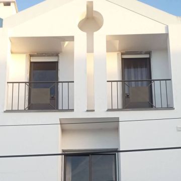 R&S Multiserviços - Peniche - Fensterladen montieren