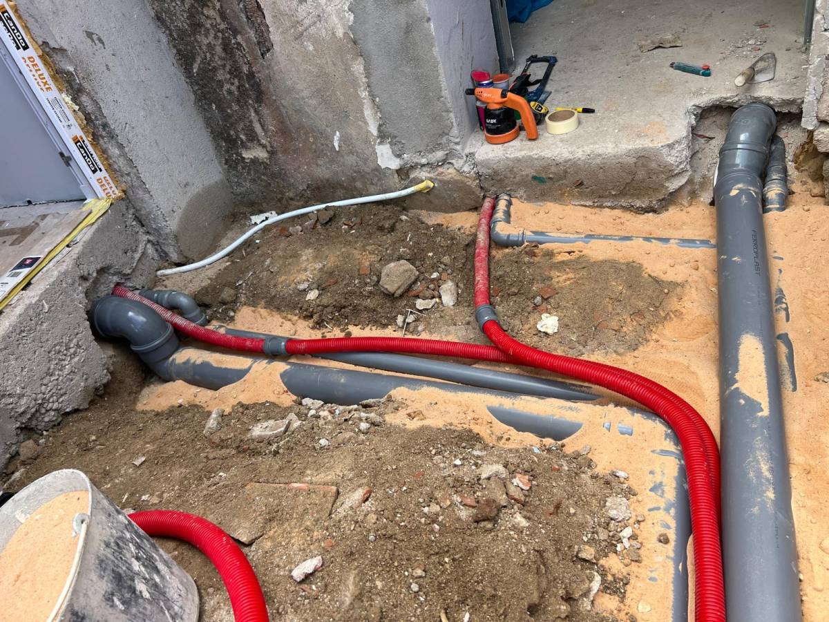 Inovar Remodelações - Loures - Montagem de Mesa de Bilhar