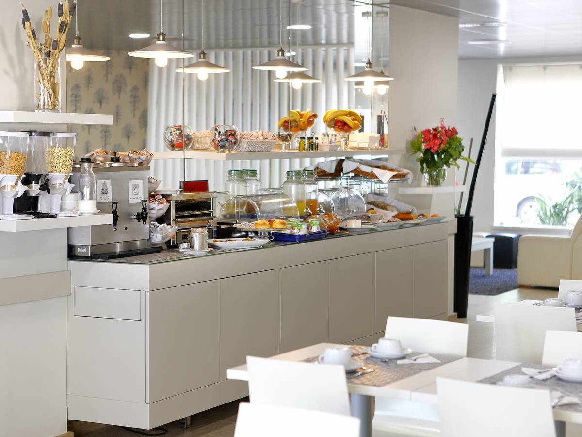 Fotografiamais () - Leiria - Restauro de Fotografias