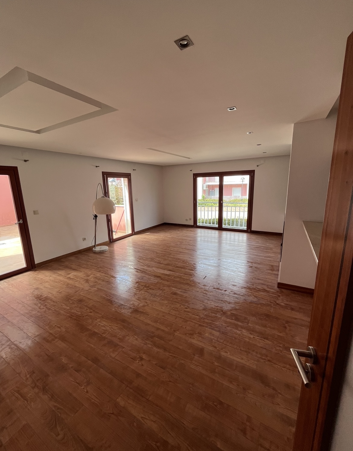HP Remodelações - Cascais - Instalação de Pavimento em Pedra ou Ladrilho