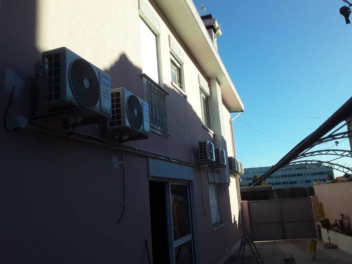ARP REPAROS - Matosinhos - Circuit Breaker Panel or Fuse Box Repair