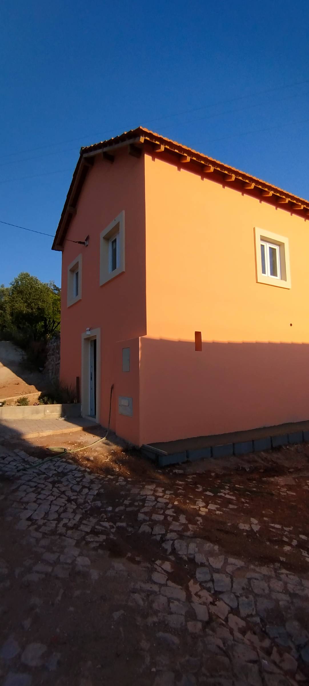 R&A construções e remodelação - Barreiro - Instalação de Tubos de Canalização