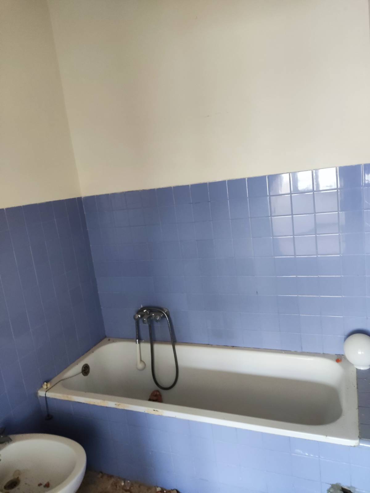 Bragança Remodelaçoēs - Lisboa - Floor Tiling