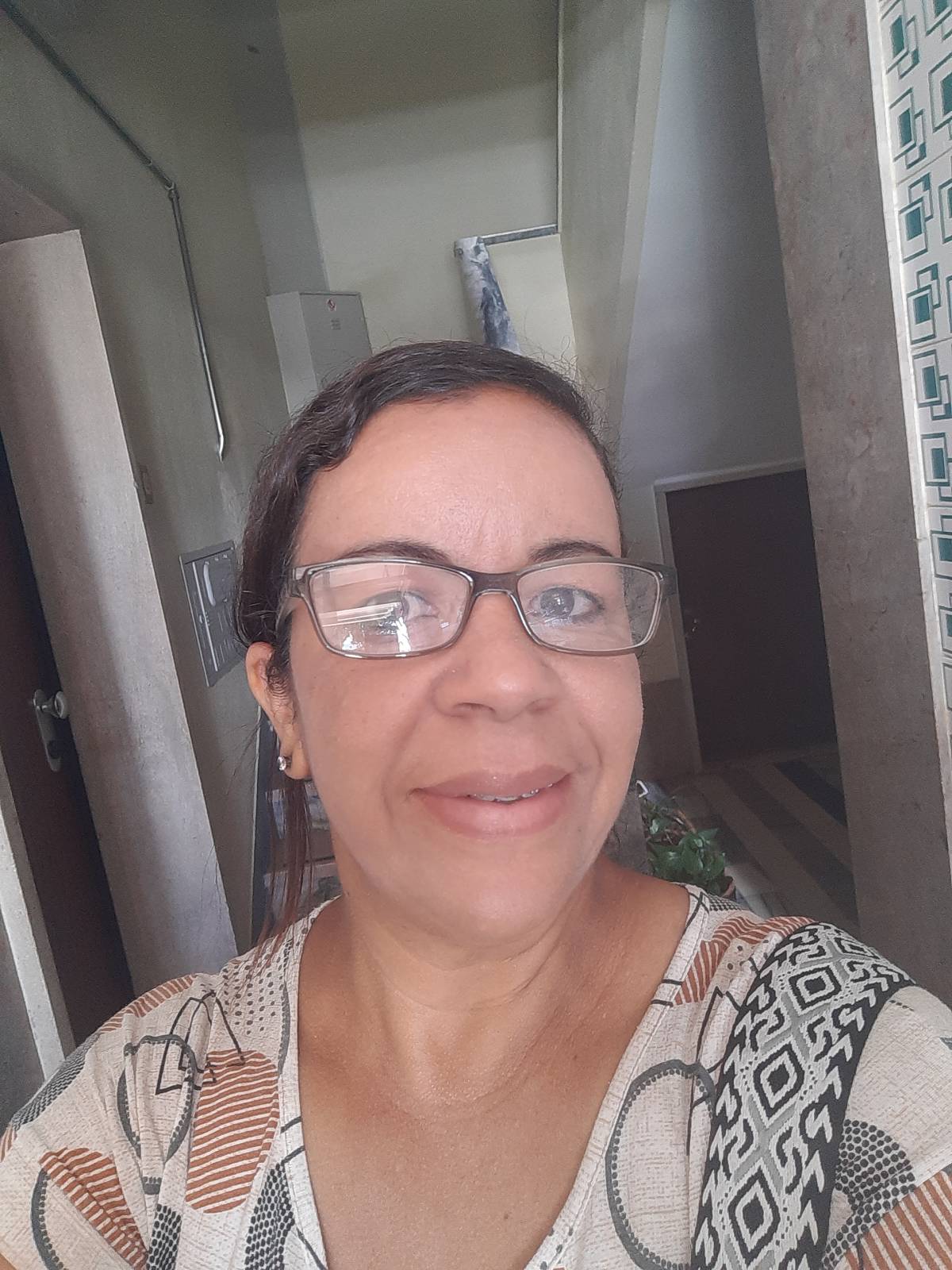 Vânia - Amadora - Apoio Domiciliário