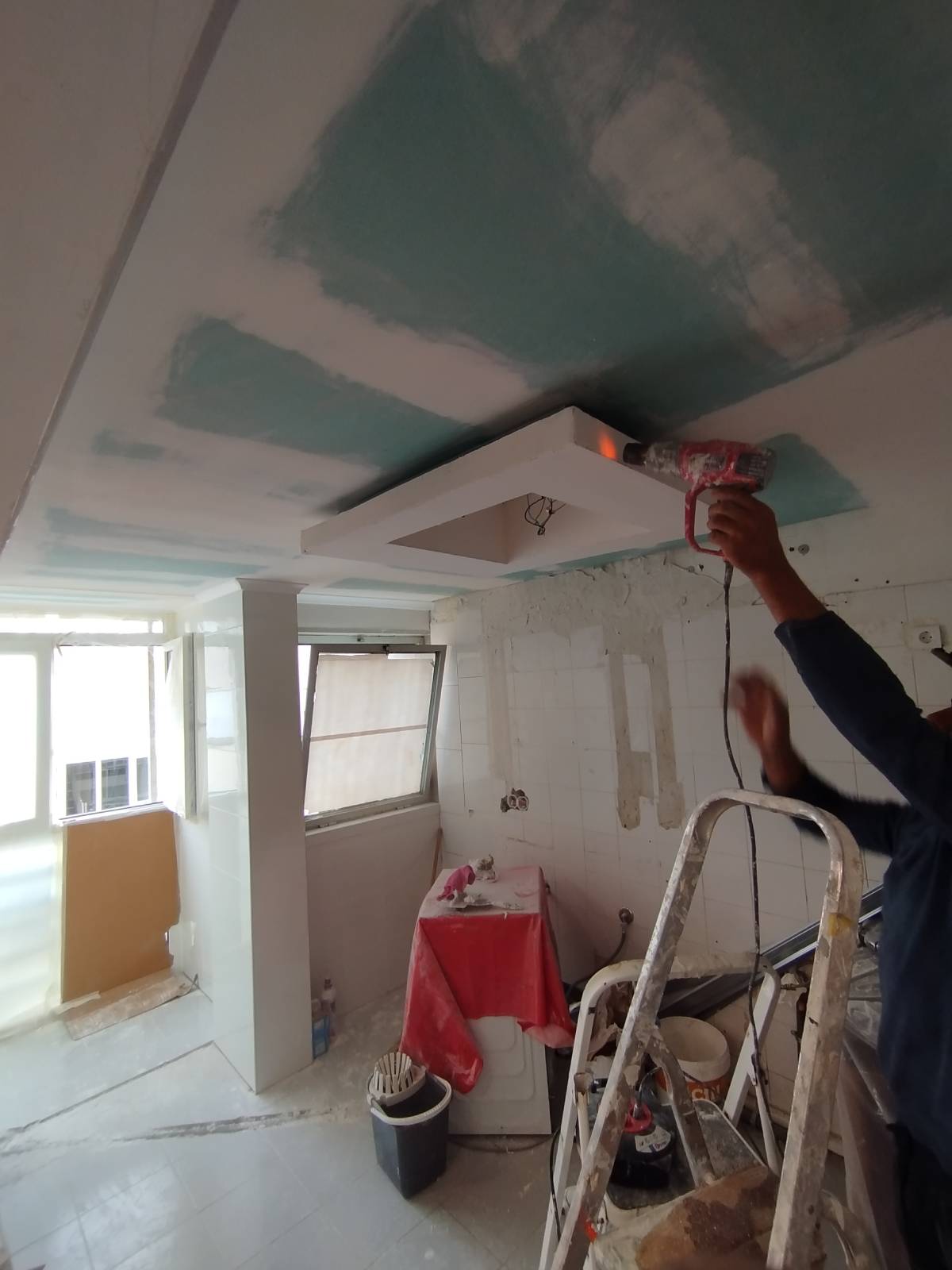 AGS Remodelação - Amadora - Vinyl- oder Linoleumboden verlegen