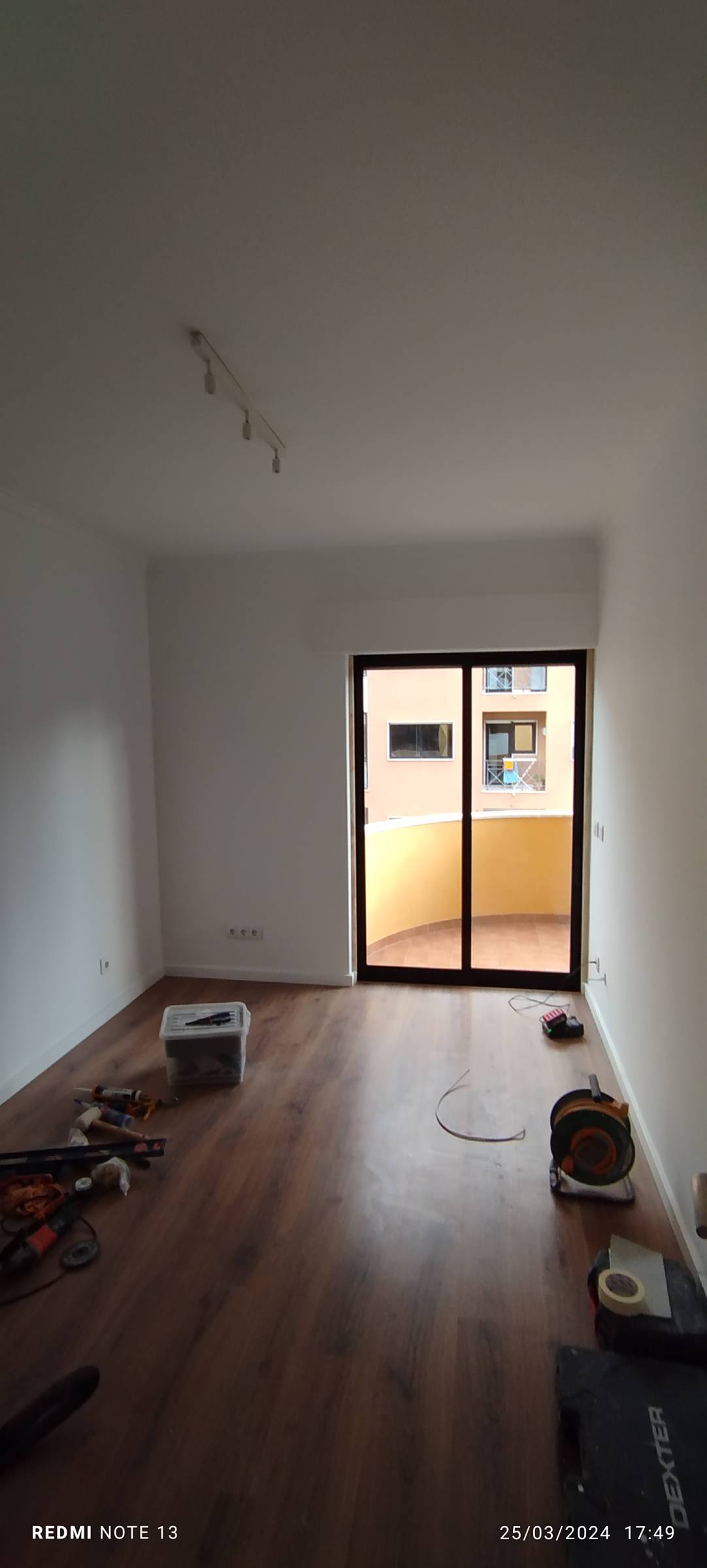 R&A construções e remodelação - Barreiro - Pintura Exterior