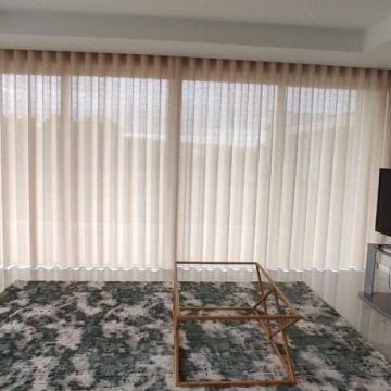 Blysshome - Vila Nova de Famalicão - Picture Hanging and Art Installation