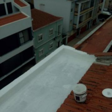Rui Pereira - Barreiro - Instalação de Pavimento em Madeira
