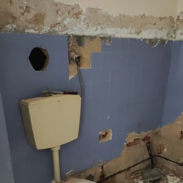 Bragança Remodelaçoēs - Lisboa - Swimming Pool Repair