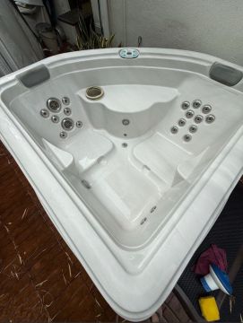 Hot Tub & Spa Specialist