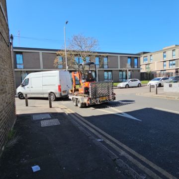 FF360 - Barking - Hot Tub and Spa Installation